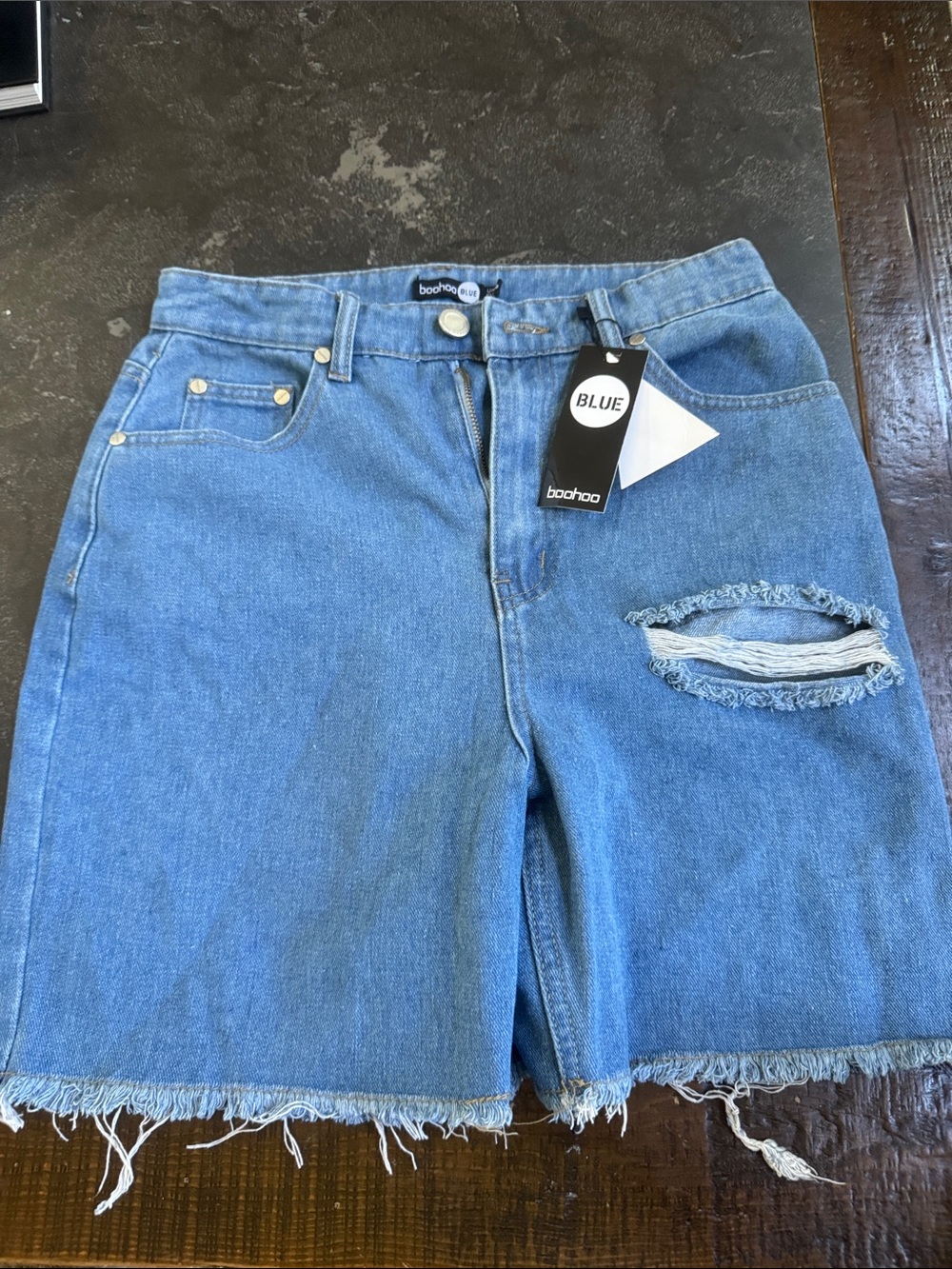 Boohoo Blue Dad Jean Distressed Frayed Denim Shorts Size 6 NWT
